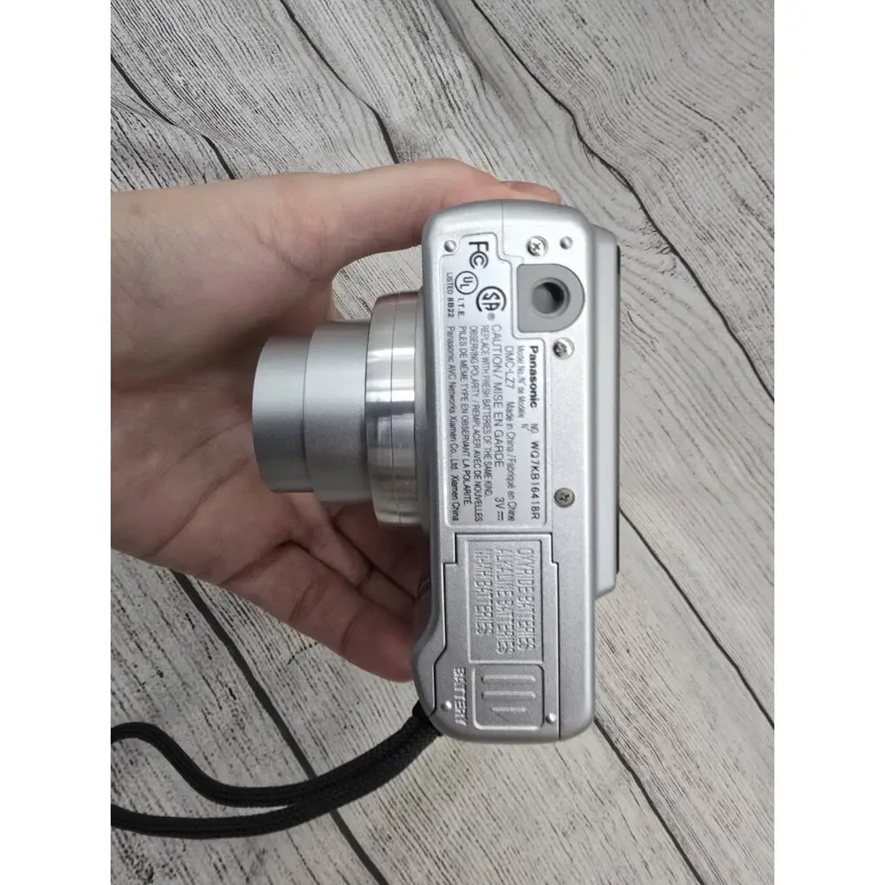 Panasonic Digital Camera Lumix DMC-LZ7 7.2MP Silver Tested